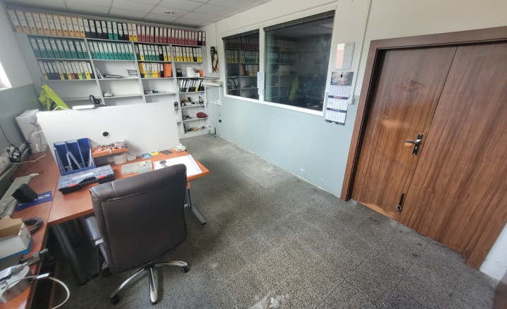 Prenájom výrobnej haly s administratívou – Lehota - fotografia 4