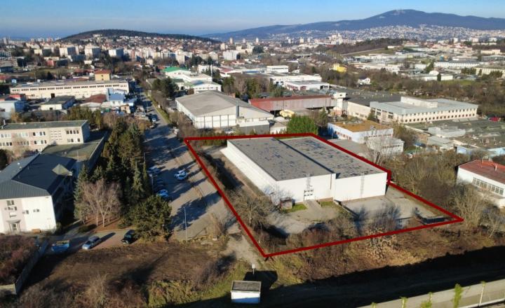 Sklad s administratívou v Nitre na predaj - fotografia 34