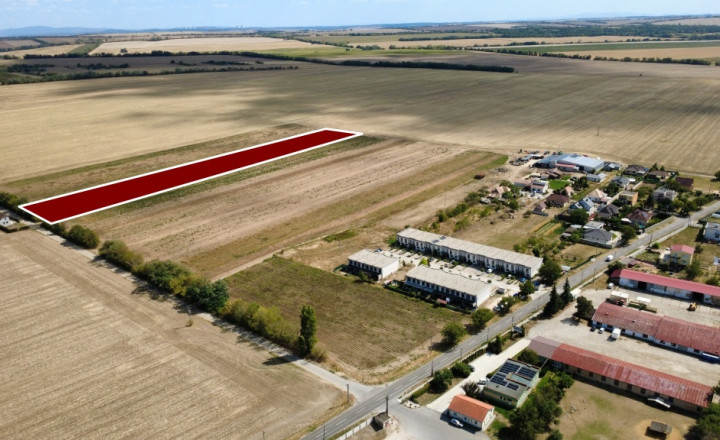 Pozemok pre výstavbu rodinných domov – Malý Cetín - fotografia 7