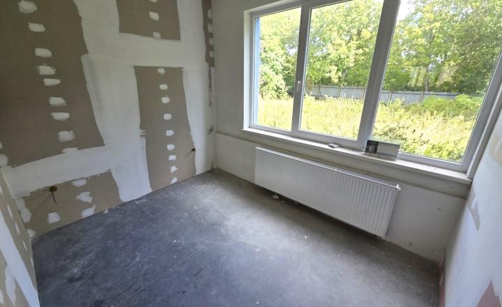 Skladový priestor s kanceláriou a parkovaním na prenájom - fotografia 4