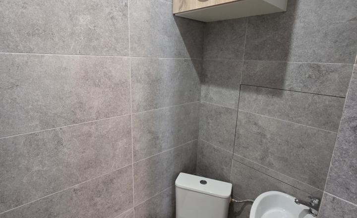 Garsónka s loggiou a klimatizáciou v centre Nitry - prenájom - fotografia 4