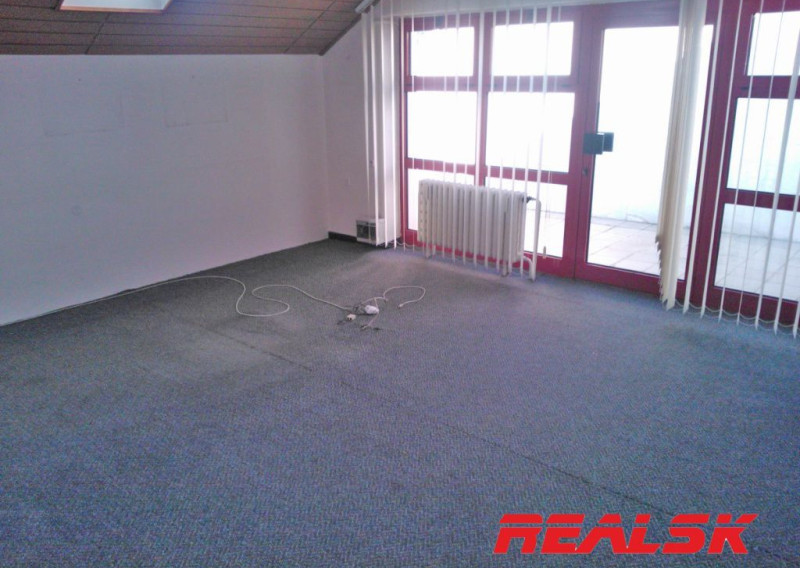 Kancelárie 38m2 v centre mesta Detva