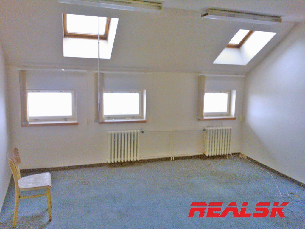 Kancelárie 66m2 v centre mesta Banská Bystrica