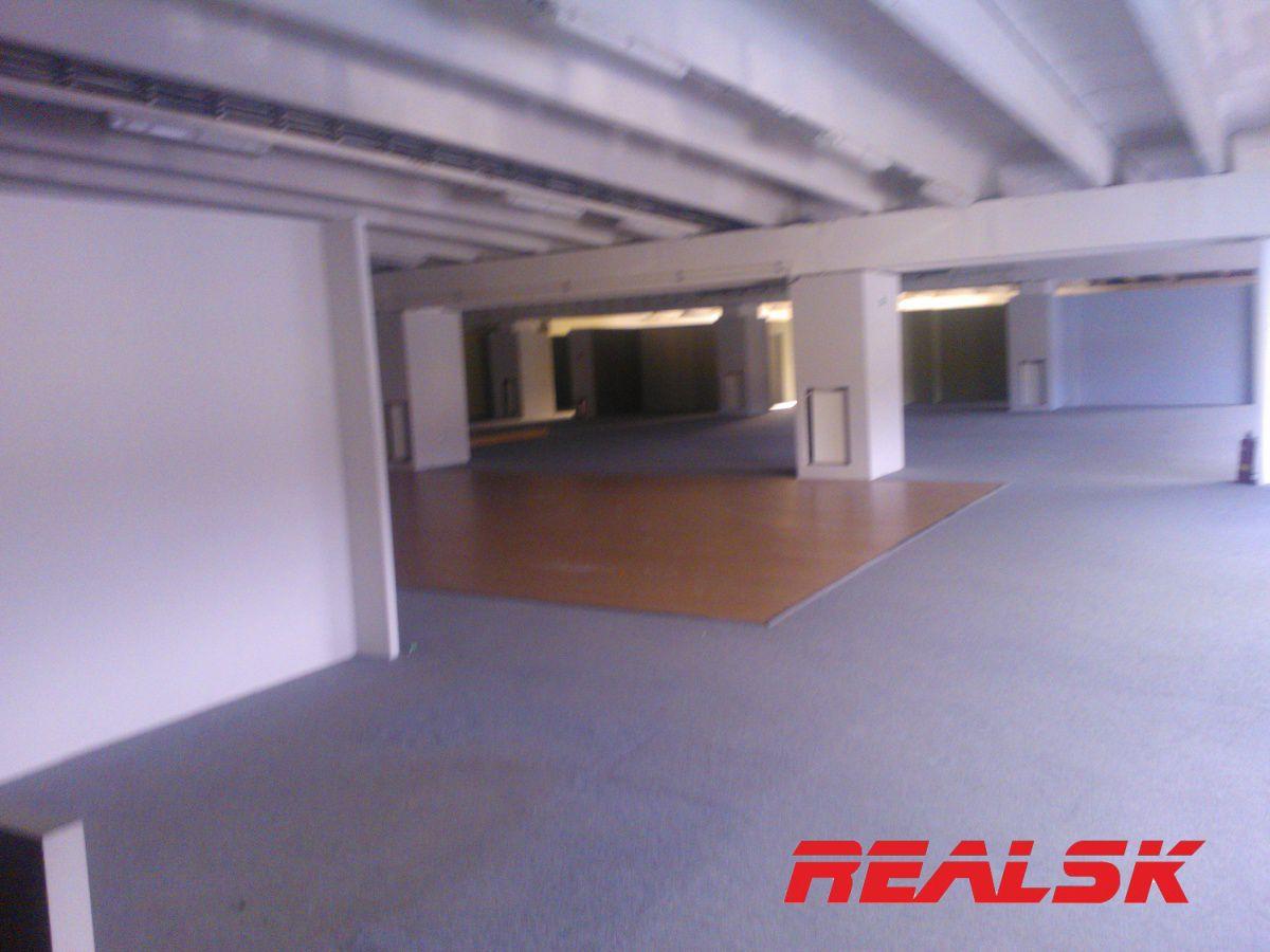 Priestory 1000m2 na výrobu alebo obchod