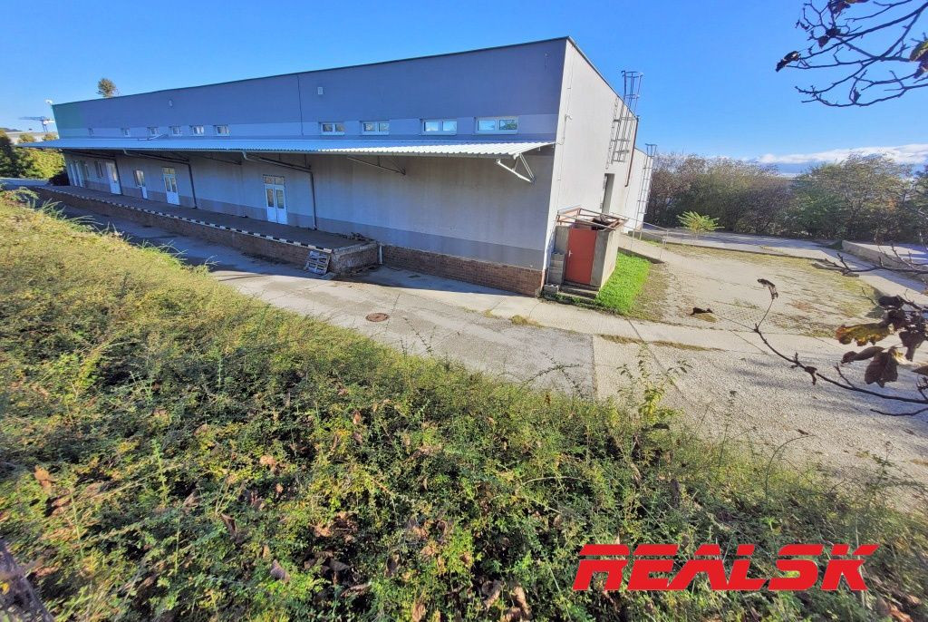 Sklad s administratívou v Nitre na predaj