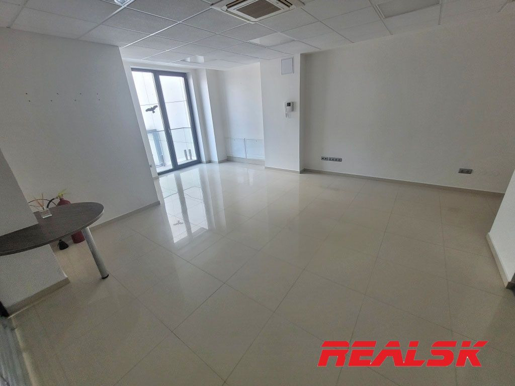 Nadštandardné kancelárske priestory v centre Nitry na prenájom