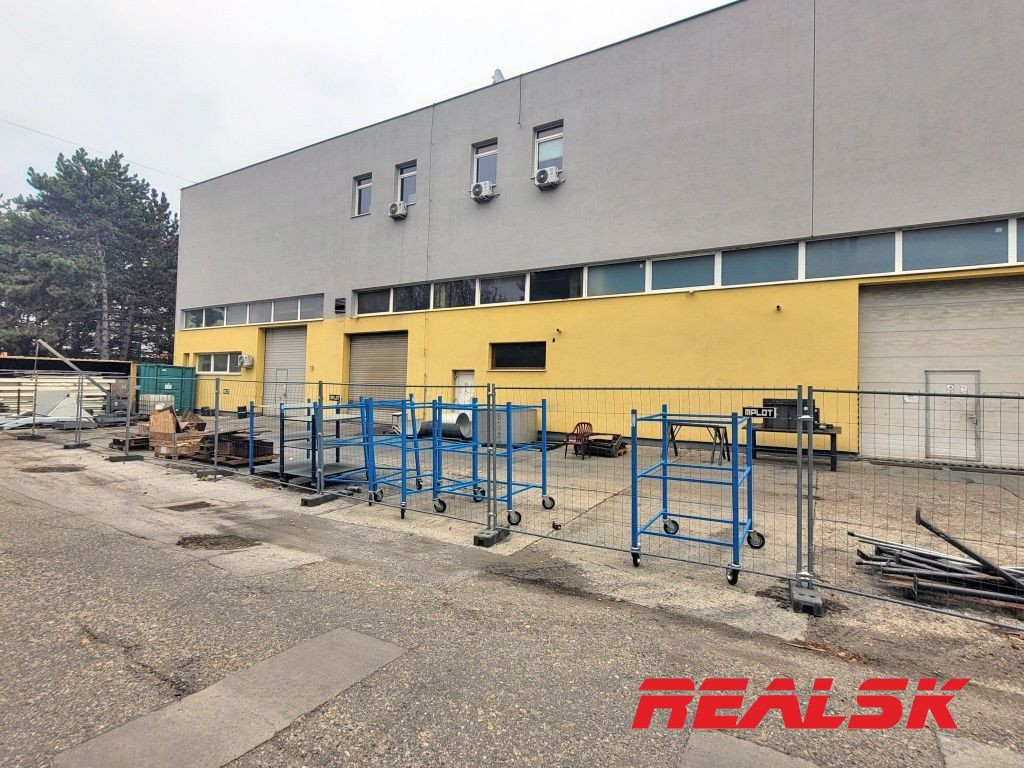 Priestory pre výrobu a skladovanie s mostovým žeriavom alebo bez, v Nitre na prenájom